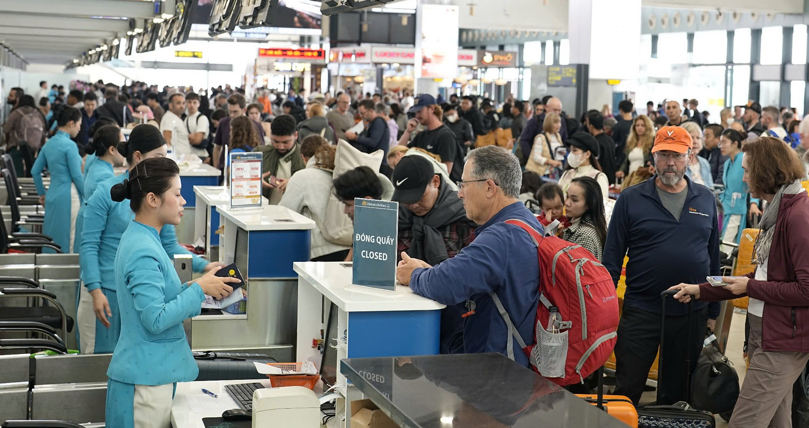 Vietnam Airlines đưa ra khuyến nghị giúp hành khách tránh vé giả, vé bị nâng giá dịp Tết 2026 - Ảnh 1.