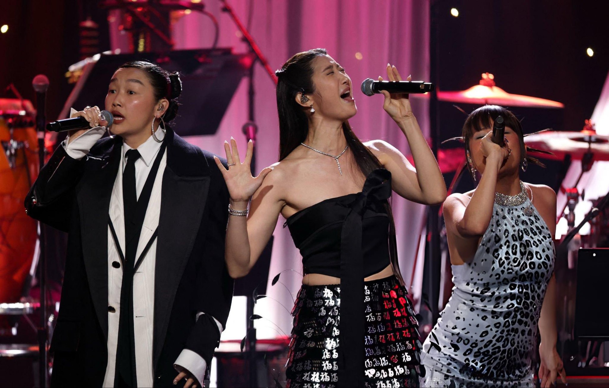 Người phụ nữ bị cả Hàn Quốc từ chối làm nên lịch sử ở Grammy, kèn vàng đầu tiên của Kpop không phải trò đùa!- Ảnh 2.