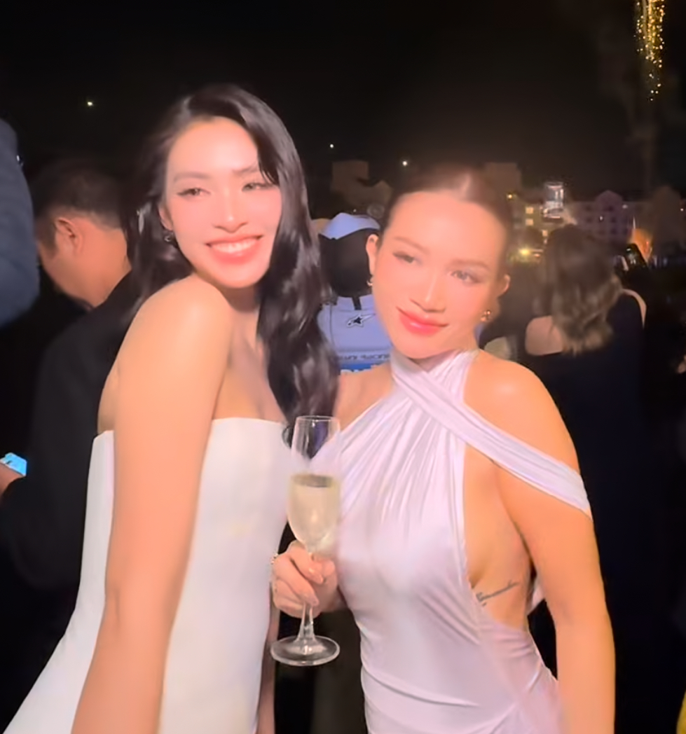 Phản ứng gây tranh cãi của Sĩ Thanh giữa ồn ào tham dự sự kiện có logo app cá độ- Ảnh 2.