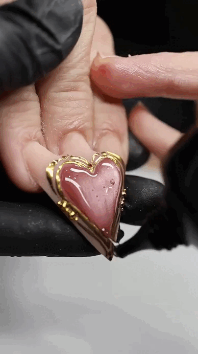 Cận cảnh bộ nail 13 triệu đồng khiến cả cõi mạng Cận cảnh bộ nail 13 triệu đồng khiến cả cõi mạng