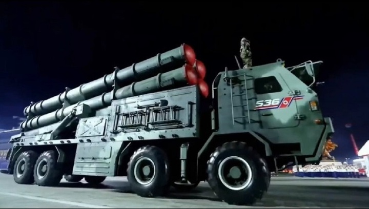 Triều Ti&ecirc;n ph&ocirc; diễn sức mạnh ph&aacute;o phản lực KN - 25 bắn tr&uacute;ng mục ti&ecirc;u 360 km - Ảnh 2.