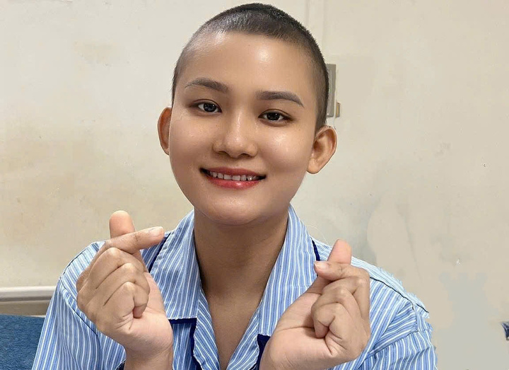 H&agrave;nh tr&igrave;nh học c&aacute;ch 'bu&ocirc;ng nỗi sợ' của c&ocirc; g&aacute;i hai năm sống chung với ung thư- Ảnh 1.