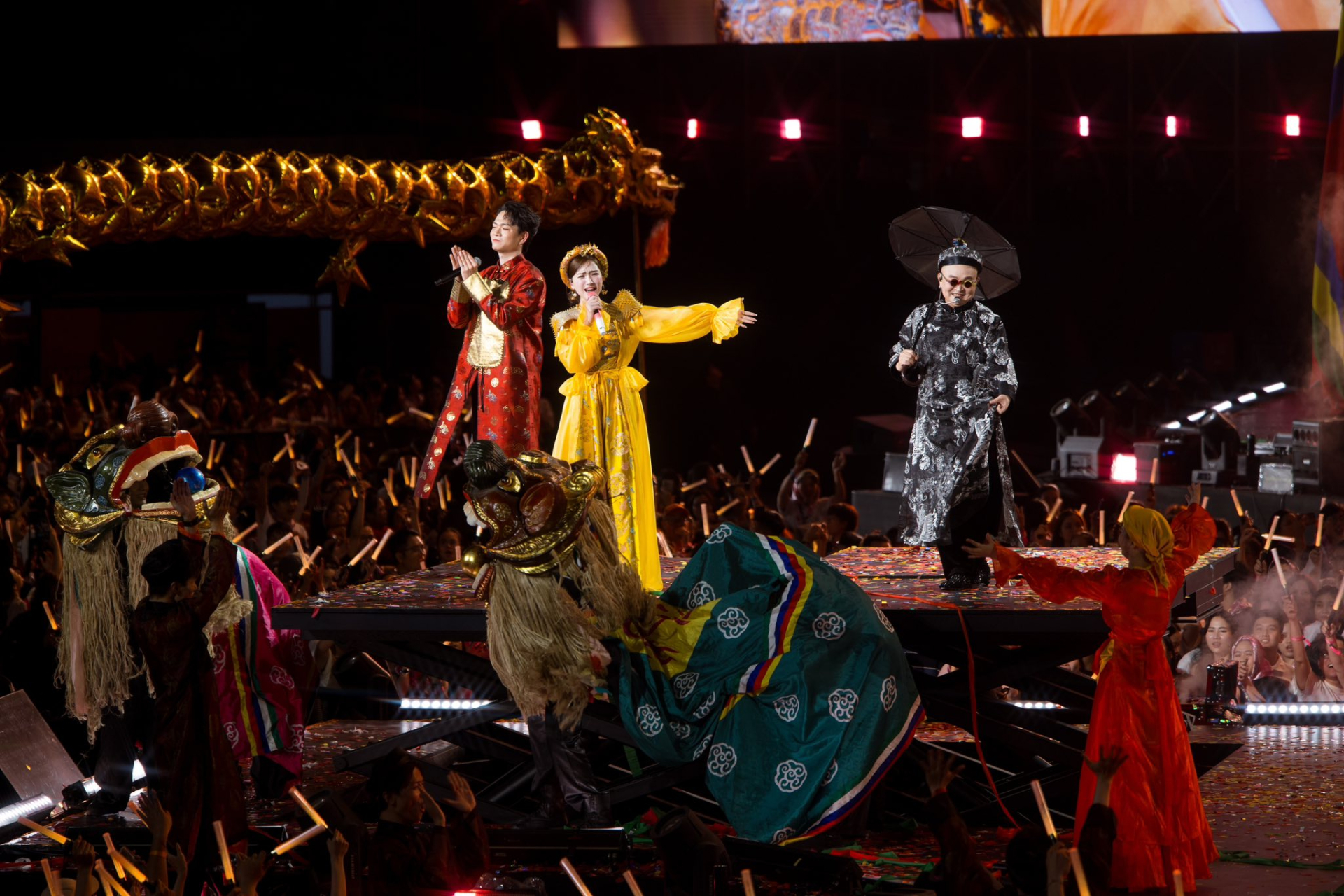 Nữ ca sĩ được Bộ VH-TT-DL vinh danh: Tổ chức fan-concert 8000 người, cả dàn sao hạng A góp vui- Ảnh 6.