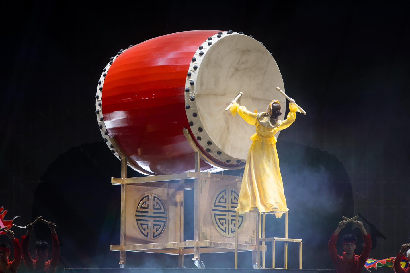 Nữ ca sĩ được Bộ VH-TT-DL vinh danh: Tổ chức fan-concert 8000 người, cả dàn sao hạng A góp vui- Ảnh 4.