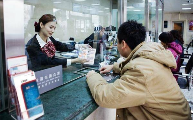 Khách gửi tiết kiệm 913 triệu đồng, 2 năm sau nhận về chưa tới 500 triệu đồng: Ngân hàng khẳng định "chúng tôi không sai"- Ảnh 2.