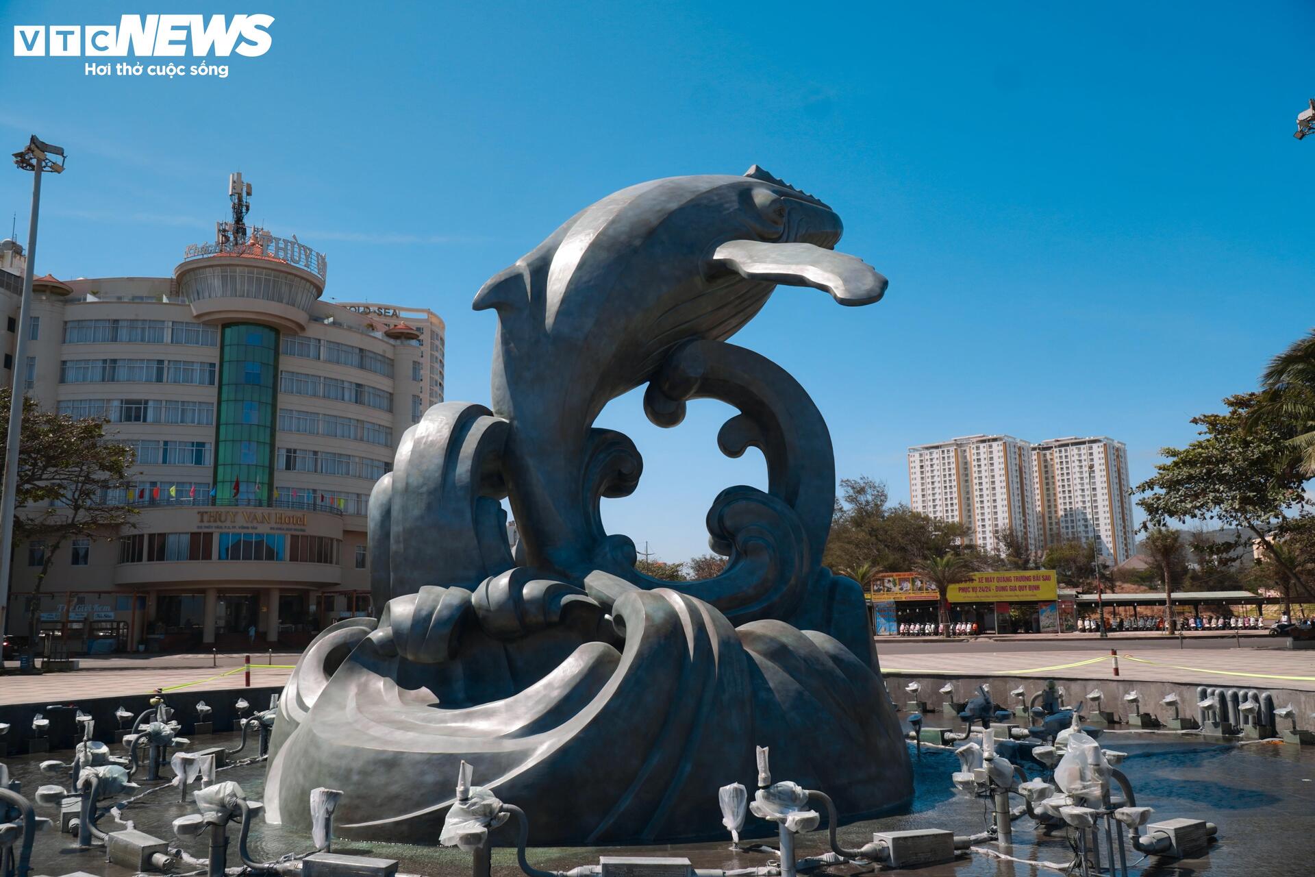 Cận cảnh công trình tượng cá Ông hơn 50 tỷ đồng tại TP.HCM- Ảnh 5.