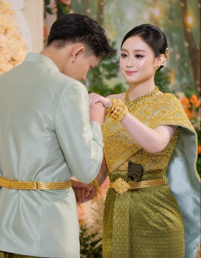 Đám cưới trăm tỷ của cô dâu Tây Ninh: Lý do chú rể Campuchia gia thế khủng vẫn ở rể, còn "lép vế" vợ- Ảnh 18.