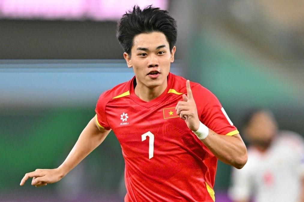 Báo Trung Quốc: “Đáng kinh ngạc khi Đình Bắc thắng cầu thủ Trung Quốc để đoạt giải thưởng cao quý”- Ảnh 2.