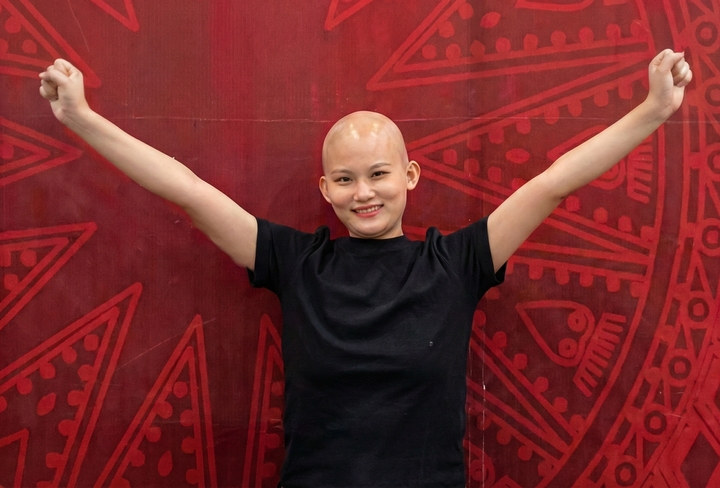 H&agrave;nh tr&igrave;nh học c&aacute;ch 'bu&ocirc;ng nỗi sợ' của c&ocirc; g&aacute;i hai năm sống chung với ung thư- Ảnh 2.