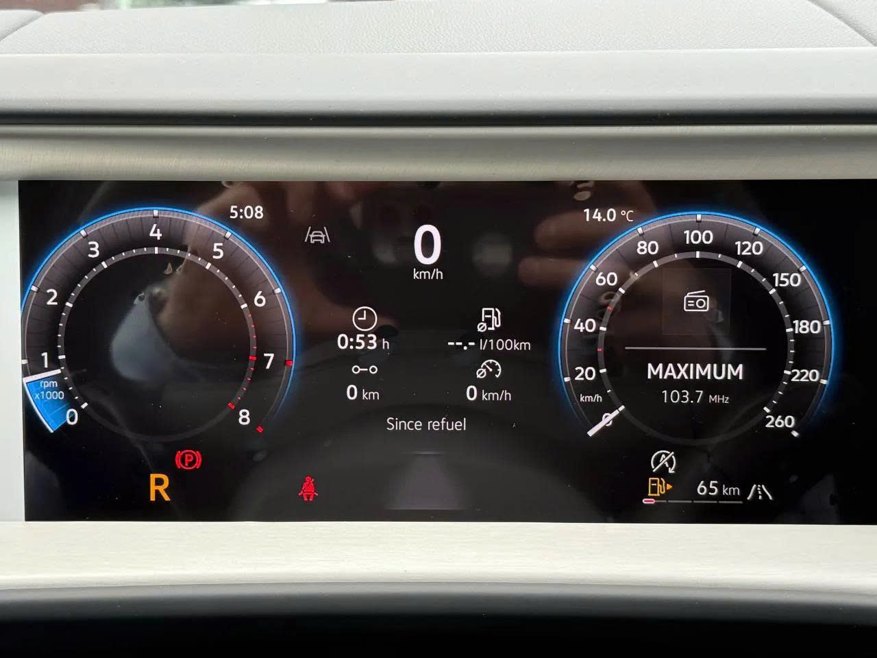 VW Teramont Pro nhận cọc tại đại l&yacute;: 2 phi&ecirc;n bản, gi&aacute; dự kiến 2,4-2,6 tỷ đồng, ra mắt cuối th&aacute;ng 3- Ảnh 10.