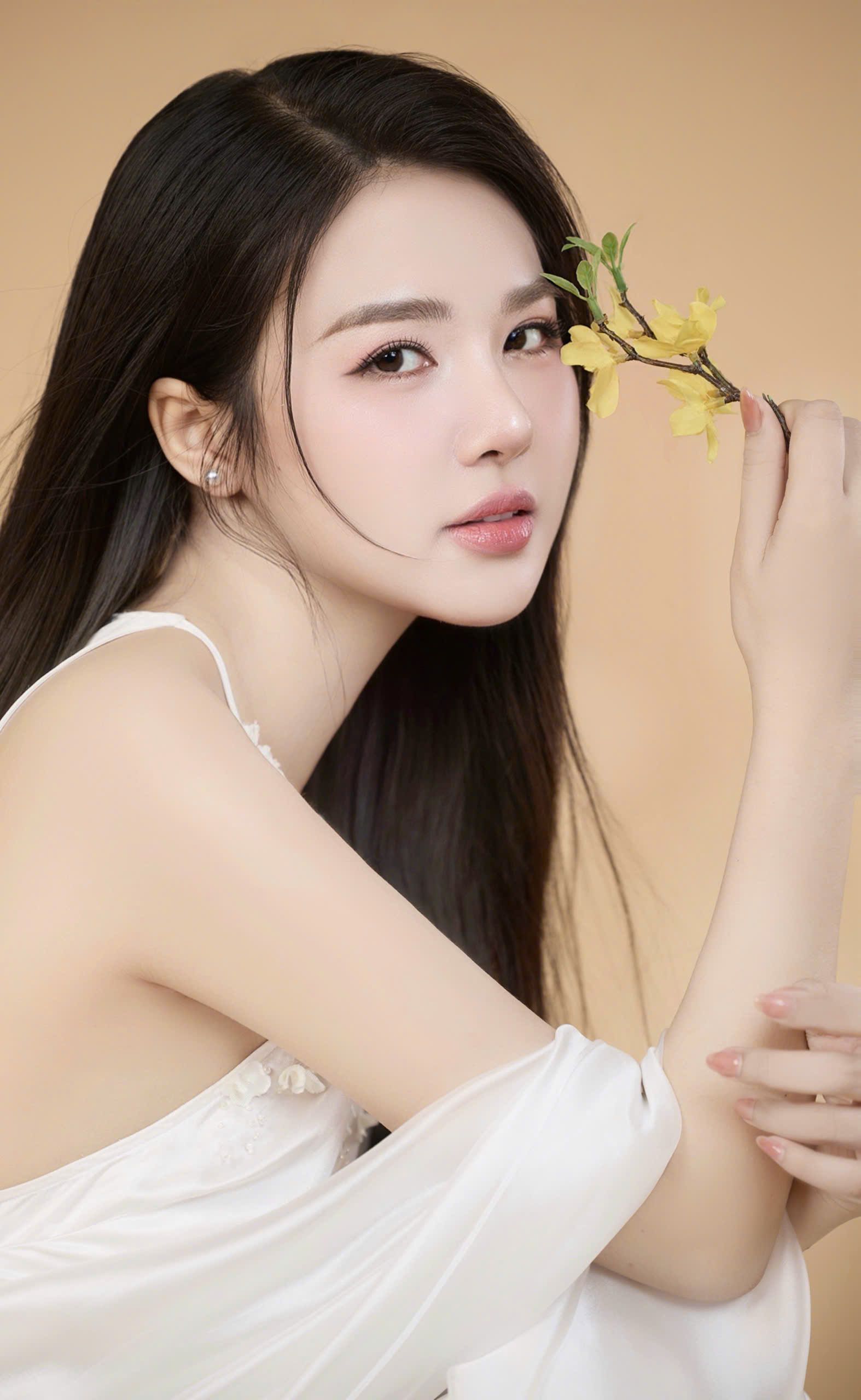 Á hậu Đỗ Hà Trang khoe vẻ đẹp Á Đông trong bộ ảnh đón Tết- Ảnh 10.