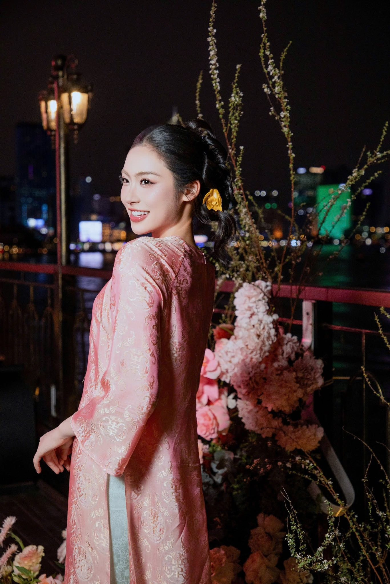 Người Việt chi gần 300 tỷ đồng mua &aacute;o d&agrave;i Tết- Ảnh 5.