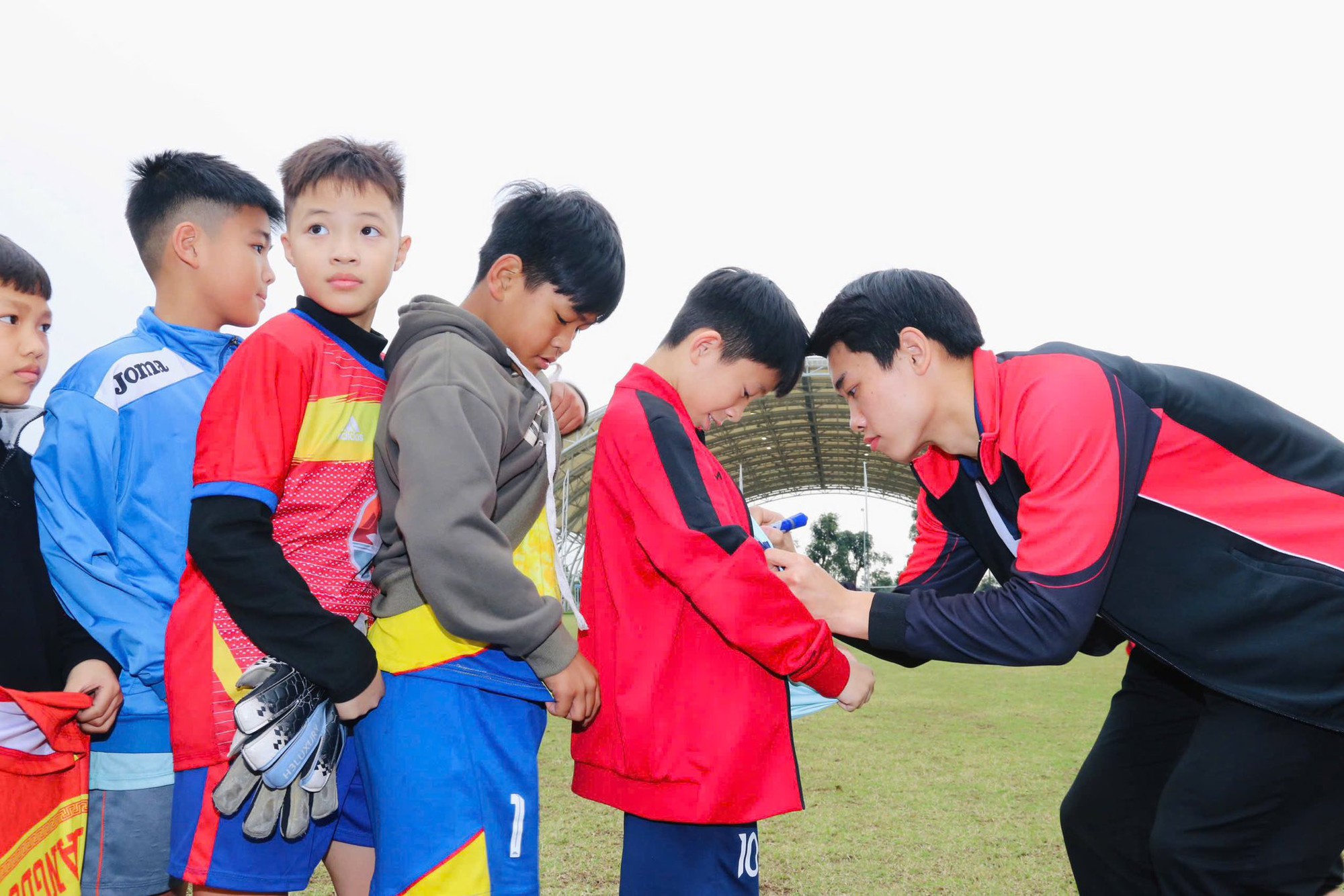 0 điểm cho Đình Bắc- Ảnh 2.