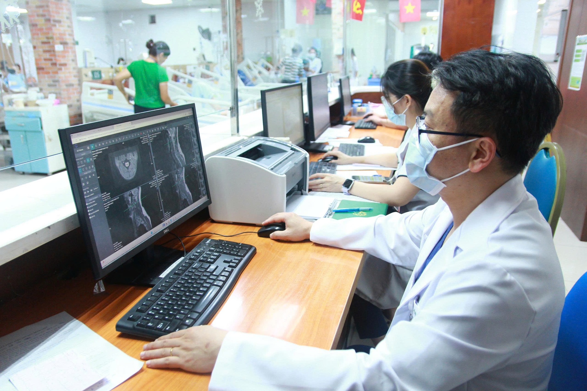 Đưa Dịch Vụ Chẩn Đoán Hình Ảnh Không In Phim Vào Chi Trả Bhyt - Ảnh 1.