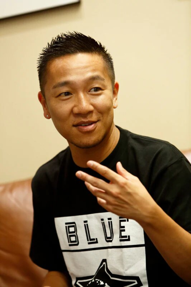 Bắt khẩn cấp nam ca sĩ vì liên quan đến ma túy- Ảnh 1.