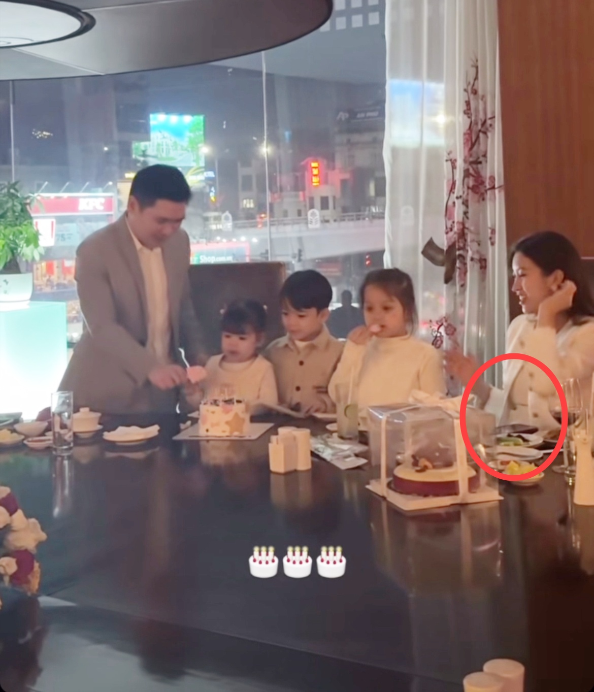 Chồng Chủ tịch đ&atilde; để lộ b&iacute; mật Hoa hậu Đỗ Mỹ Linh đang giấu k&iacute;n bưng- Ảnh 3.