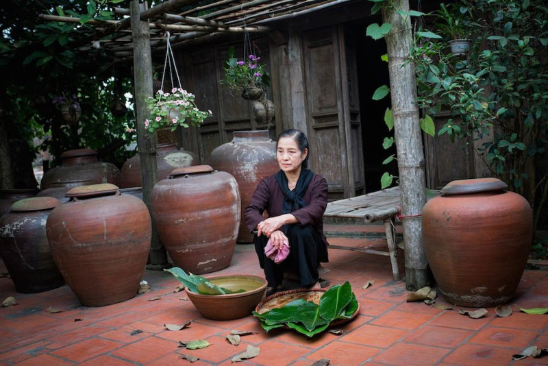 B&agrave; nội lu&ocirc;n coi thường v&agrave; hắt hủi mẹ t&ocirc;i, 5 năm sau bố lấy vợ mới theo đ&uacute;ng &yacute; b&agrave; nhưng ch&iacute;nh b&agrave; lại l&agrave; người sụp đổ- Ảnh 1.