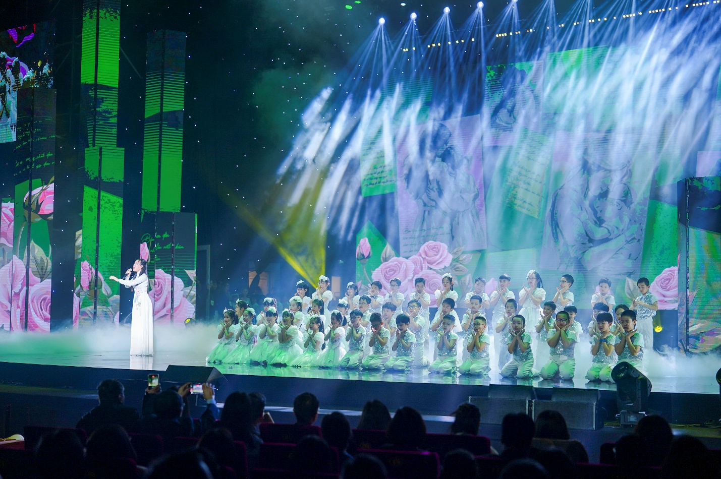 Khi 400 em nhỏ c&ugrave;ng chơi nhạc: Gi&aacute;o dục nghệ thuật kh&ocirc;ng c&ograve;n l&agrave; &ldquo;m&ocirc;n phụ&rdquo; - Ảnh 5.