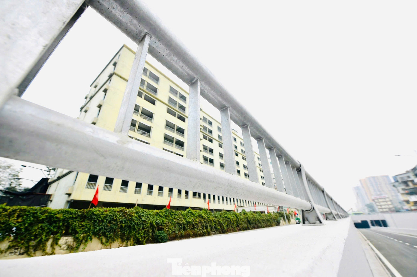 Cận cảnh hầm chui 778 tỷ 'giải cứu' điểm đen ùn tắc Giải Phóng - Ảnh 10.