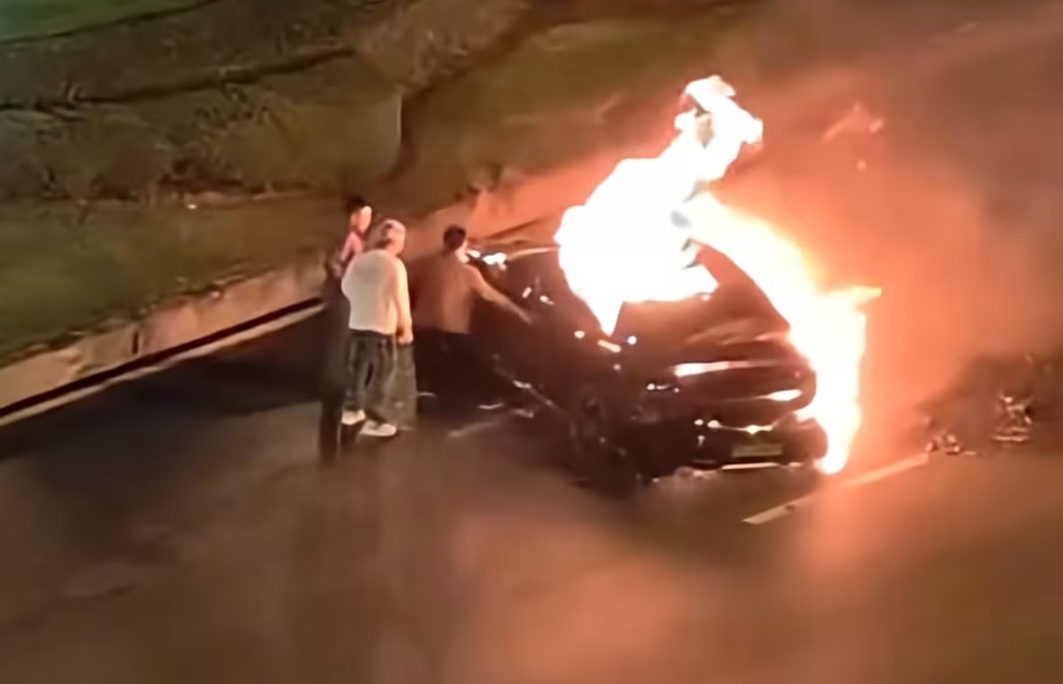 Nhiều t&aacute;c động từ việc Trung Quốc cấm tay nắm cửa &ocirc; t&ocirc; điện dạng ẩn- Ảnh 2.