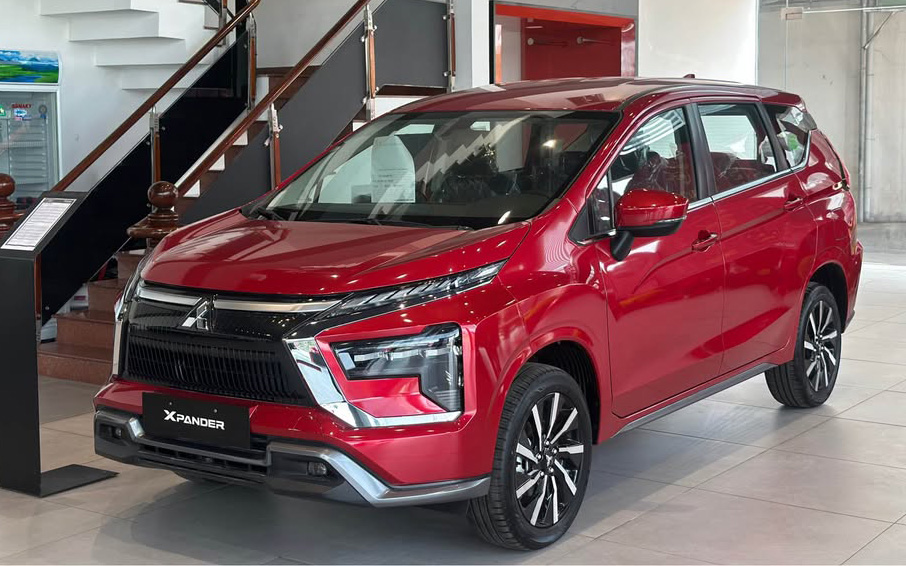 Xe Mitsubishi vừa xuất xưởng năm nay đ&atilde; giảm gi&aacute; lăn b&aacute;nh, Destinator thực tế rẻ hơn Territory- Ảnh 2.