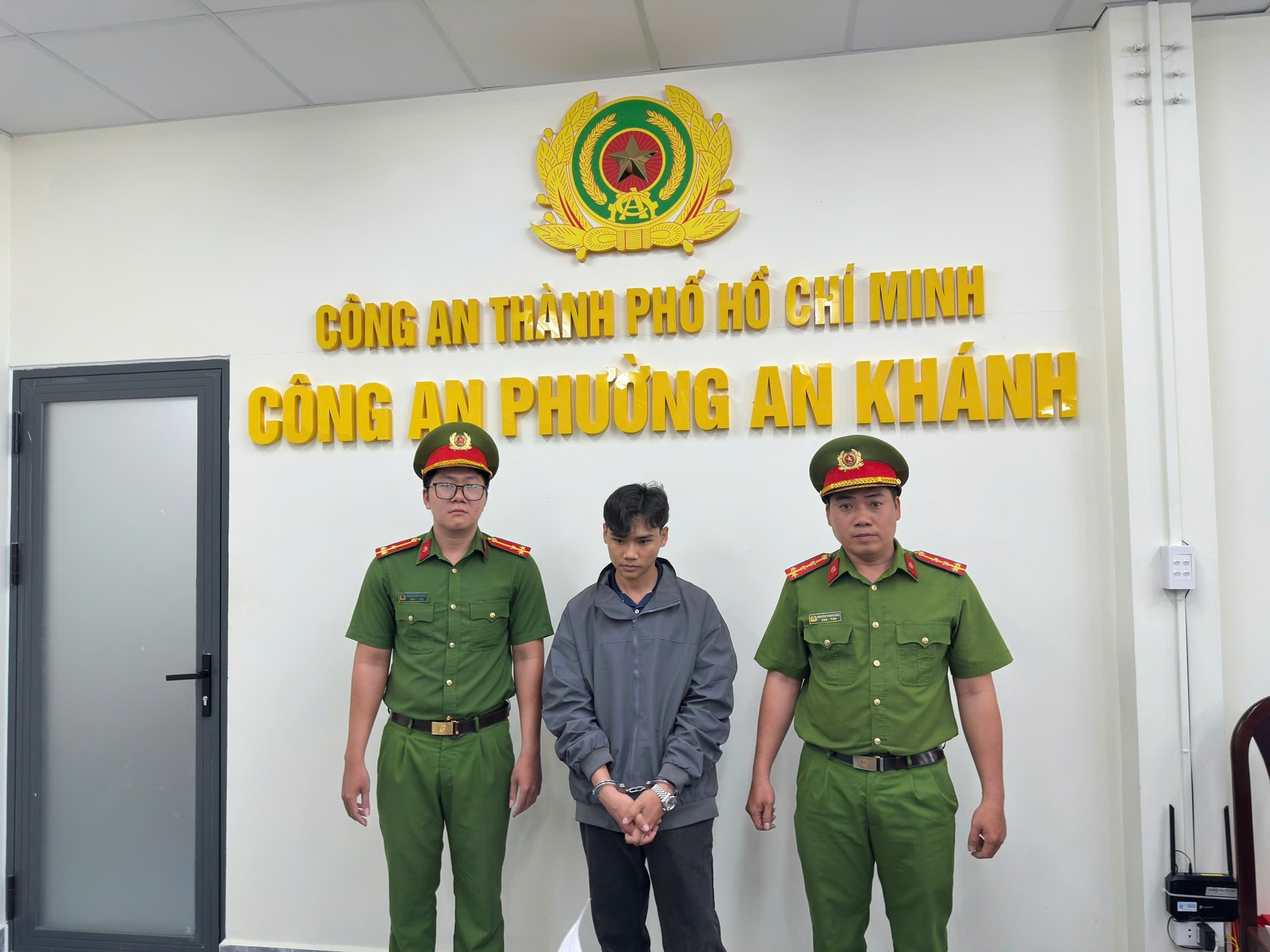 C&ocirc;ng an TPHCM bắt chủ doanh nghiệp Tigit Motorbikes - Ảnh 1.