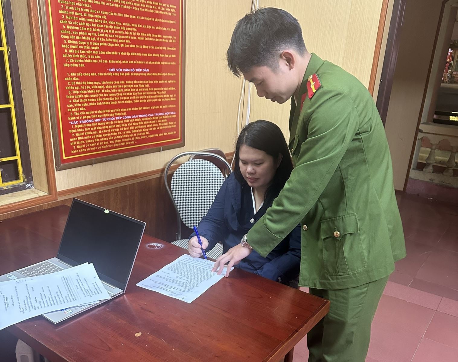 Bắt giữ Mai Hồng Ngọc sinh năm 1994 - Ảnh 1.