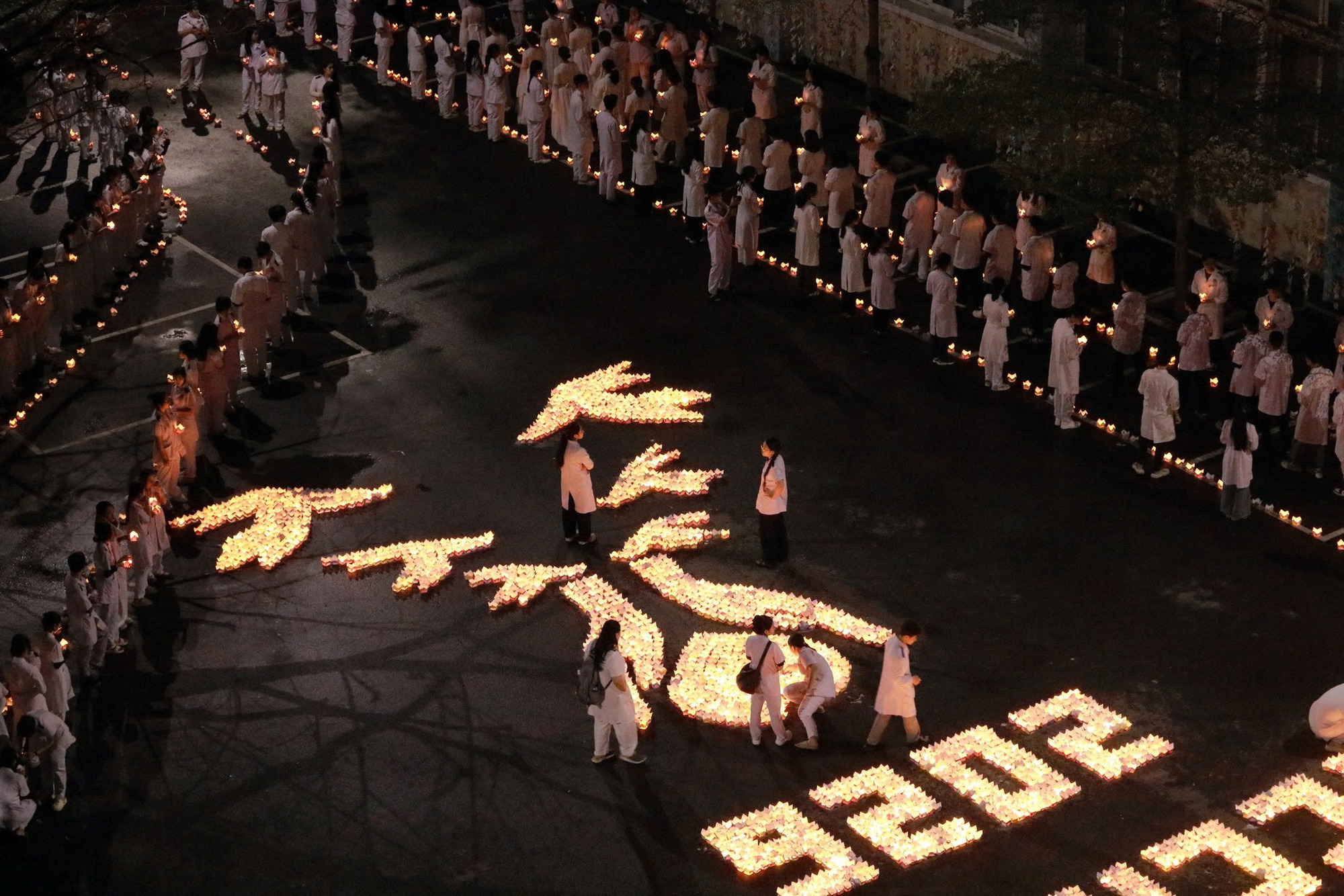 - Ảnh 5. - Ảnh 5.