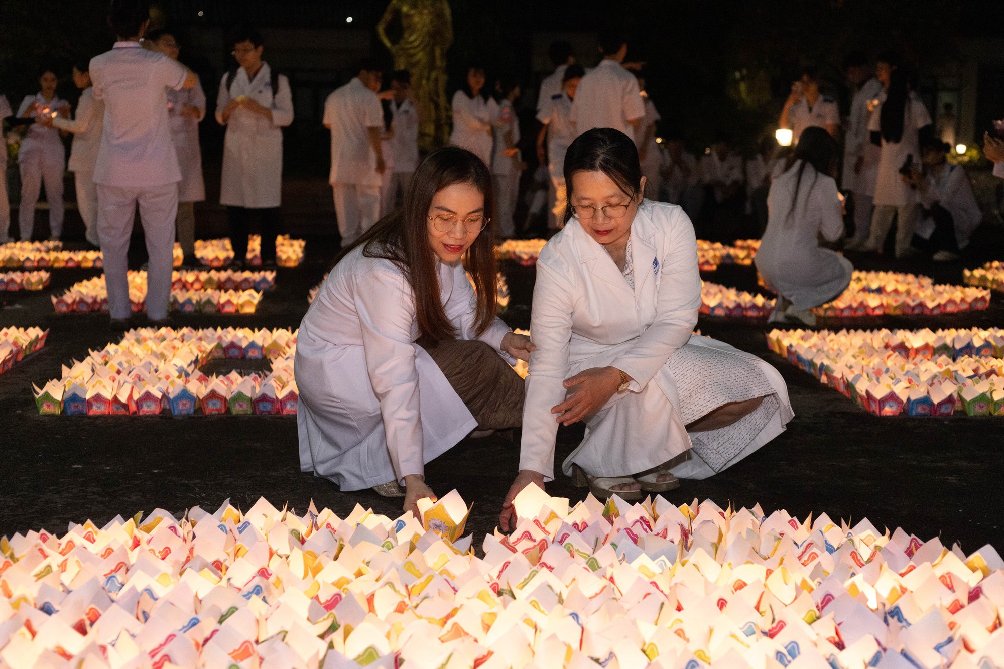 - Ảnh 20. - Ảnh 20.