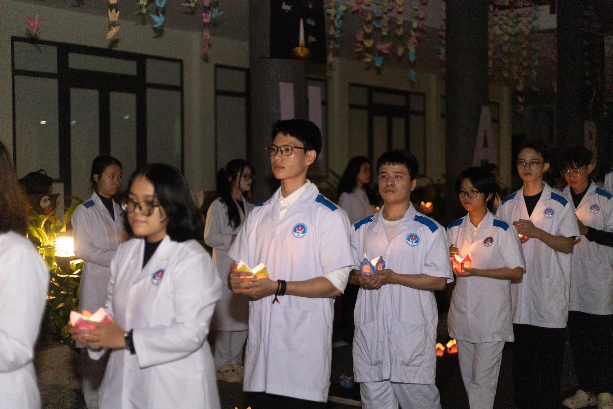 - Ảnh 18. - Ảnh 18.