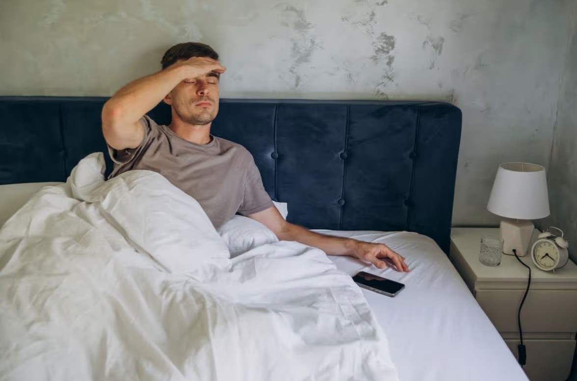 B&aacute;c sĩ tim mạch n&oacute;i thật: 5 th&oacute;i quen n&agrave;y khiến huyết &aacute;p tăng "phi m&atilde;", sức khỏe tr&aacute;i tim l&acirc;m nguy - Ảnh 3.