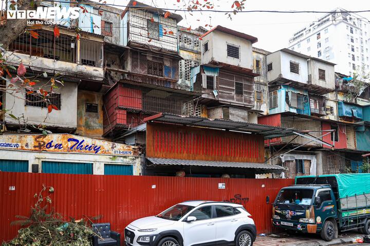 Cận cảnh chung cư cũ Hà Nội sắp kiểm định chất lượng năm 2026 - Ảnh 21.