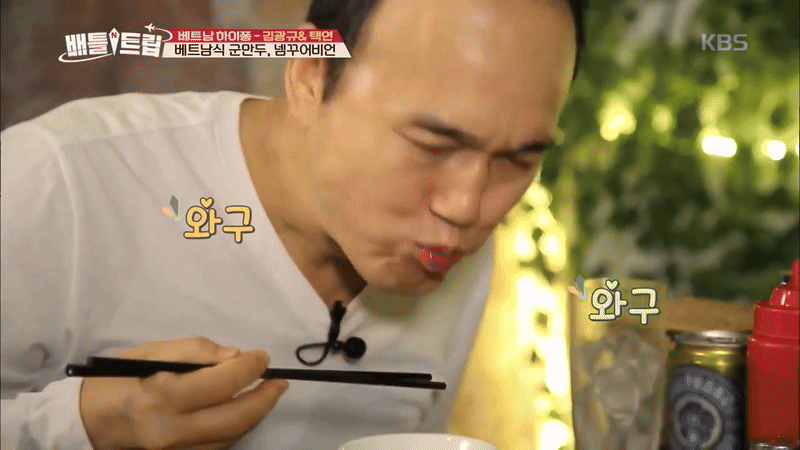 Khách Hàn thốt lên sau khi thưởng thức món đặc sản Hải Phòng: "Nó không hợp khẩu vị của tôi!" - Ảnh 1.