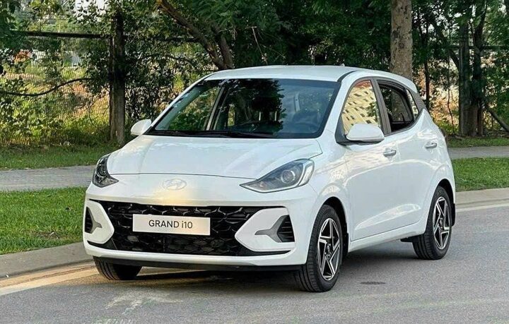 Xe điện áp đảo tầm giá dưới 500 triệu, xe xăng hạng A khủng hoảng - Ảnh 1.