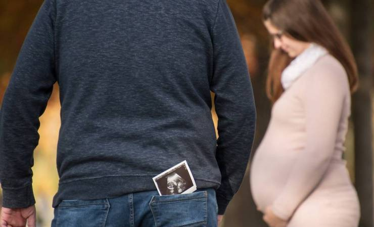 Chồng triệt sản 1 năm, vợ vẫn mang thai "như thường": Lời giải thích của bác sĩ còn khó tin hơn - Ảnh 1.