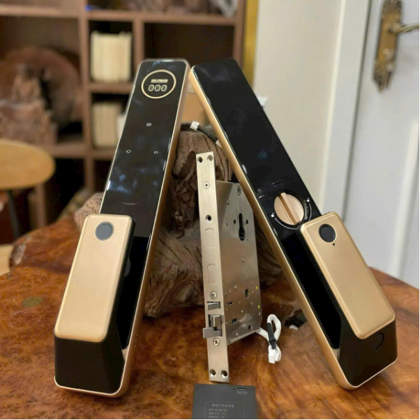 PTU smarthomePTU Smarthome phân phối khoá cửa vân tay, khoá thông minh cao cấp uy tín chính hãng - Ảnh 1.