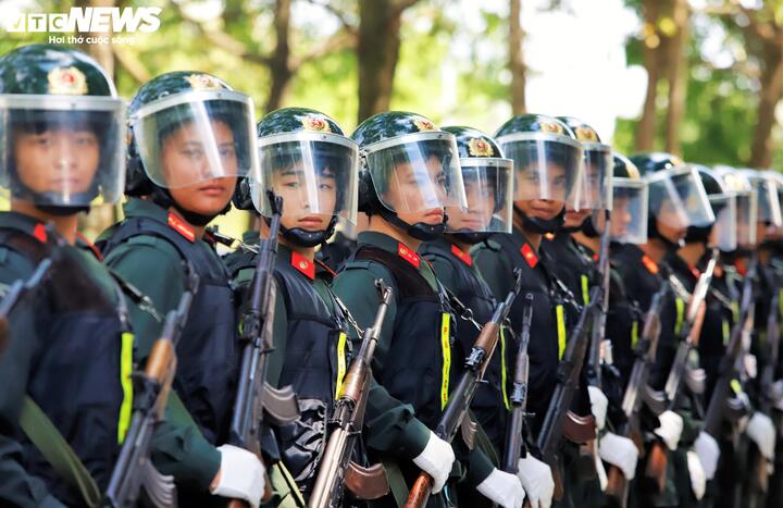 Bắt giữ 2 nghi phạm cướp ng&acirc;n h&agrave;ng Gia Lai Sau 18 ng&agrave;y điều tra quyết liệt - Ảnh 11.