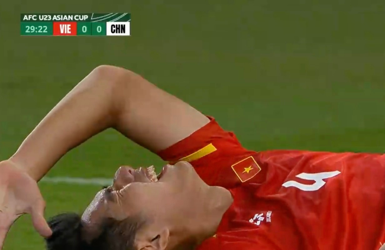 Khung cảnh khó tin tại nhà cầu thủ đáng thương nhất U23 Việt Nam- Ảnh 3.