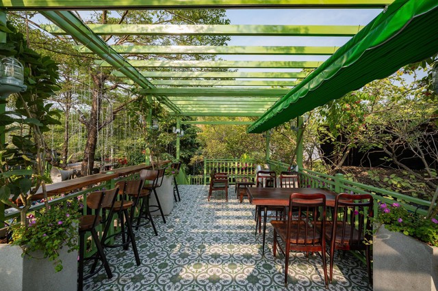 Quán cafe ở Thảo Điền của "ông hoàng nhạc Việt" đình đám một thời vỡ trận- Ảnh 4.