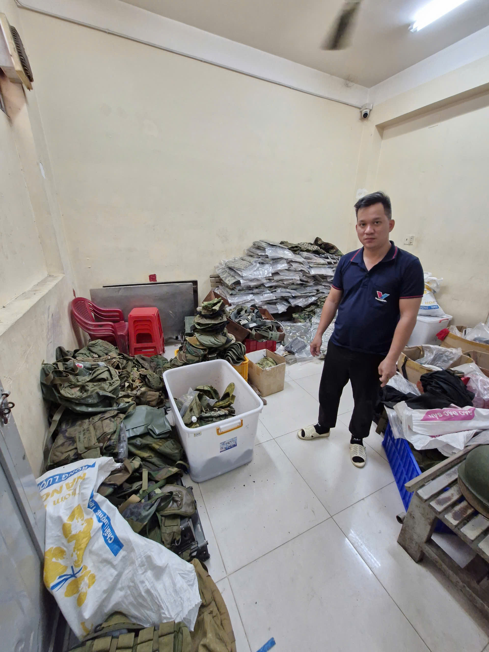 Công an TPHCM bắt giam người lập hàng loạt tài khoản để làm chuyện bất chính - Ảnh 1.