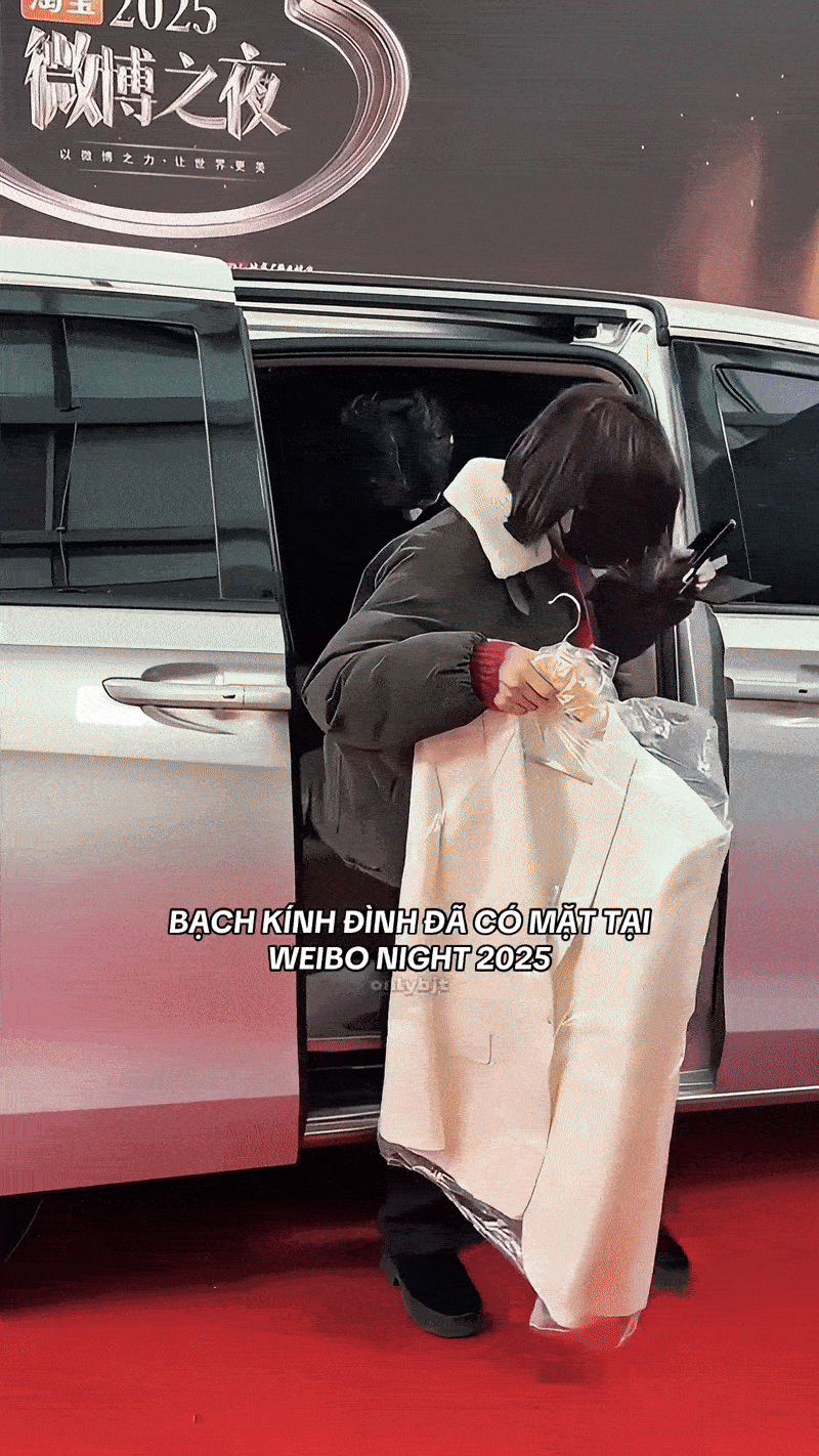 Phải có thù với stylist mới mặc xấu cỡ này: 1m83 nhìn còn 1 mẩu, vừa sến vừa quê cũng dám ra đường- Ảnh 1.