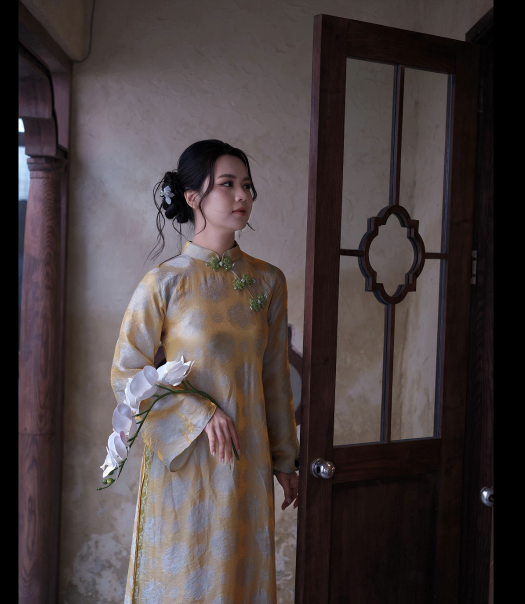 Đẳng cấp visual Hoa khôi ĐH Vinh lấy chồng cầu thủ: Mẹ 3 con vẫn xinh đẹp bất bại, top đầu làng WAG Việt- Ảnh 1.