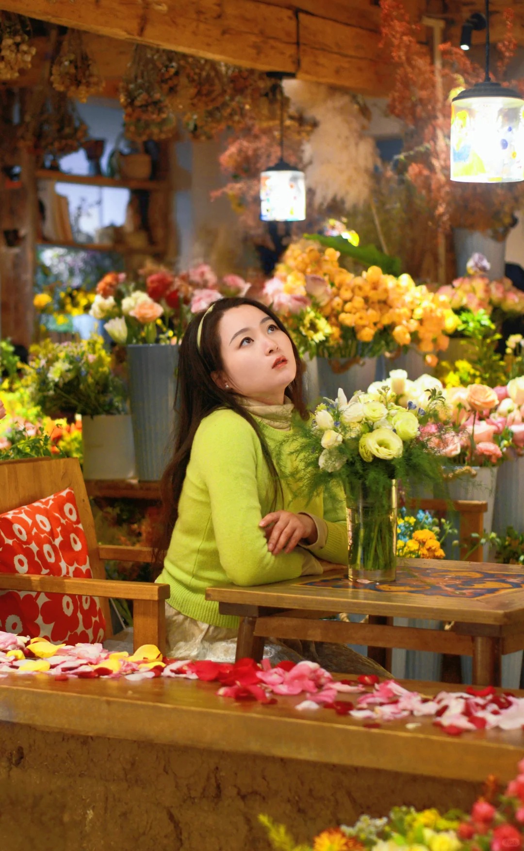 Chọn bạn mà chơi tuổi trung niên: 3 kiểu người mang năng lượng "độc hại" cần block ngay để bảo toàn phúc khí - Ảnh 2.