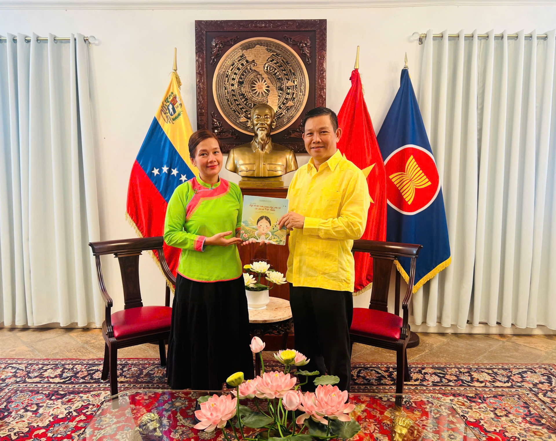 Ca sĩ Bông Mai sau 99 ngày đi xuyên Việt một mình: Vietnam 1102 "chào đời", hé lộ về chuyến đi đến Venezuela - Ảnh 3.