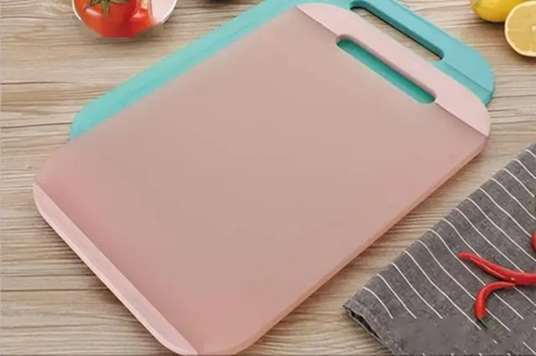 4 đồ d&ugrave;ng nh&agrave; bếp n&ecirc;n dừng d&ugrave;ng ngay: B&aacute;c sĩ cảnh b&aacute;o nguy cơ nằm trong &ldquo;danh s&aacute;ch g&acirc;y ung thư&rdquo;, hầu như nh&agrave; n&agrave;o cũng c&oacute;- Ảnh 2.