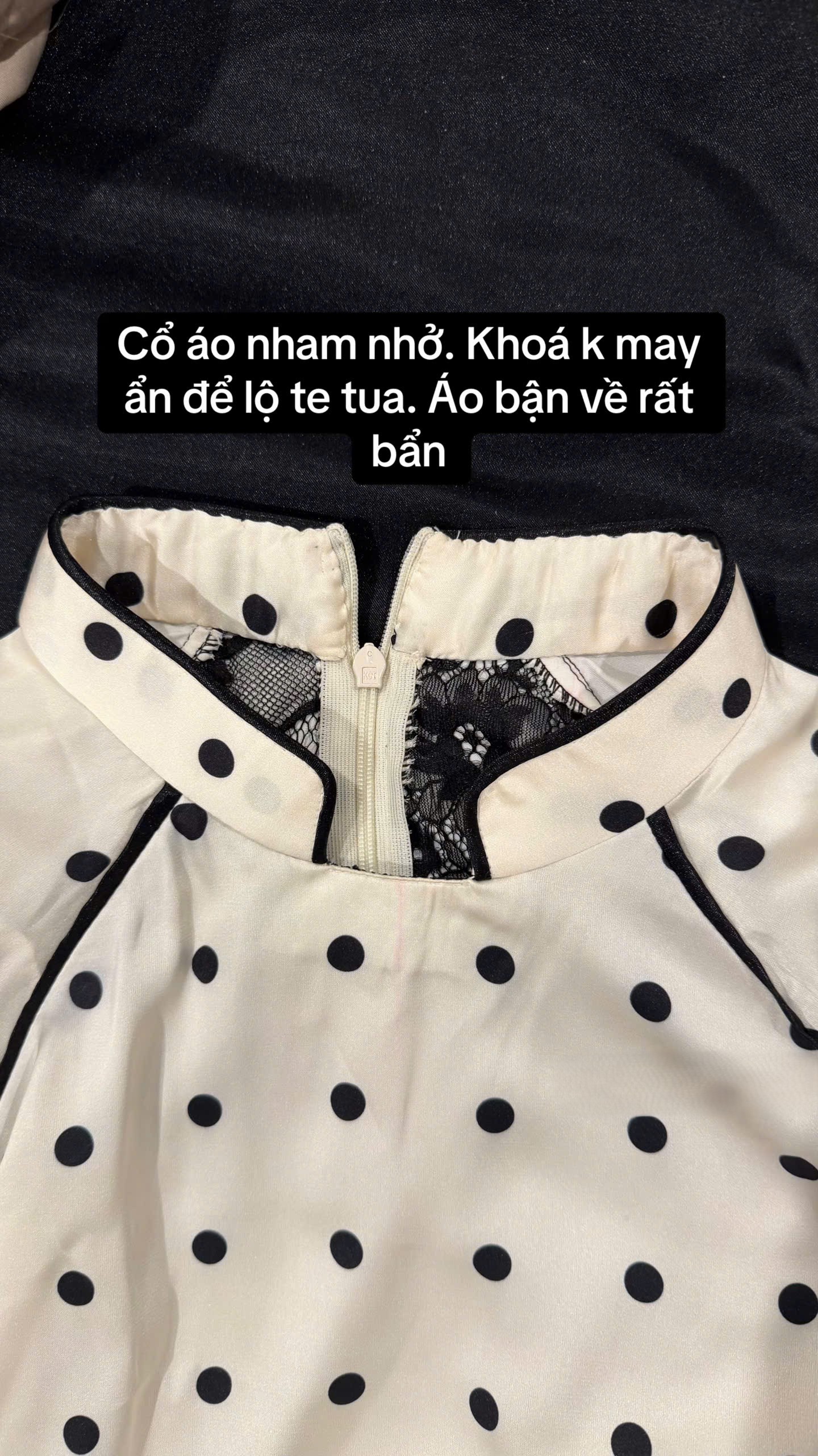 C&ocirc; g&aacute;i kh&oacute;c th&eacute;t v&igrave; mua &aacute;o d&agrave;i 1,2 triệu kh&aacute;c xa ảnh mẫu, tức nhất l&agrave; th&aacute;i độ "phủi tay" của shop online - Ảnh 12.