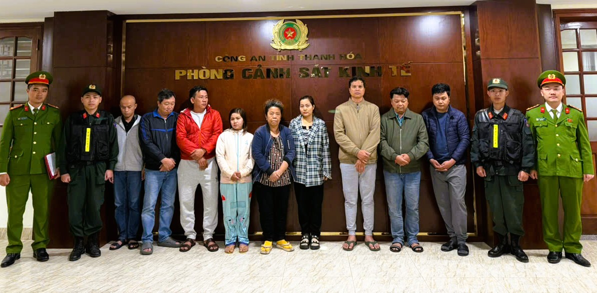 Đ&aacute;nh sập đường d&acirc;y sản xuất thuốc giả, thực phẩm chức năng quy m&ocirc; h&agrave;ng trăm tỉ đồng - Ảnh 2.