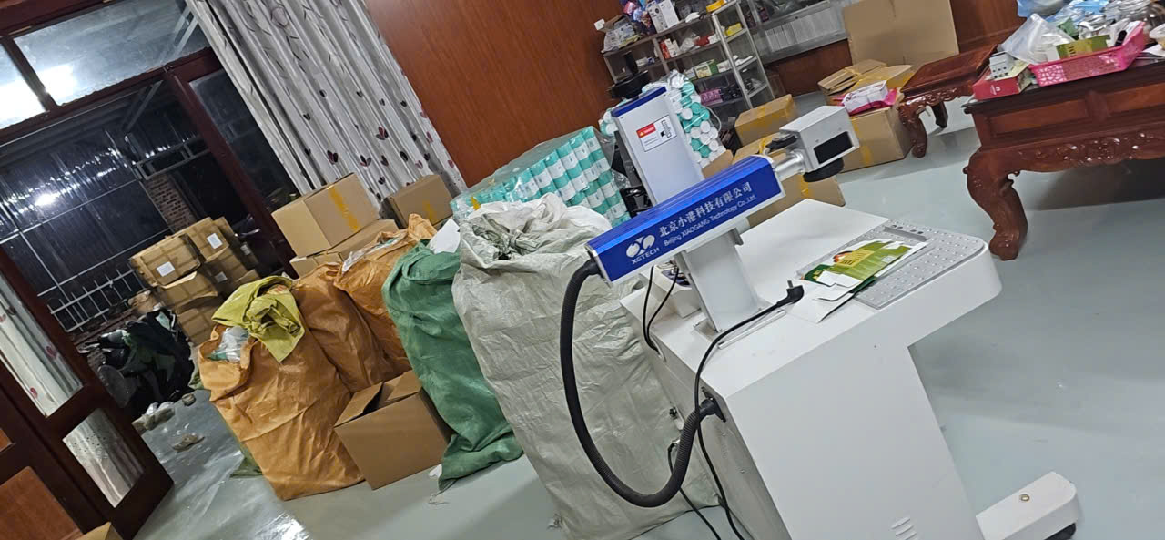 Kiểm tra 5 địa điểm, tịch thu 7.000 hộp thuốc, viên DHA, canxi giả, triệt phá đường dây sản xuất thuốc và thực phẩm chức năng liên tỉnh quy mô 50 tỷ đồng, 26 đối tượng bị khởi tố - Ảnh 6.