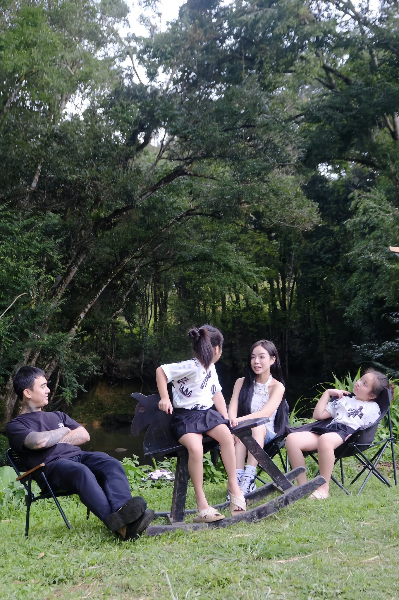 3 mẹ đơn thân lấy chồng là ca sĩ Việt nổi tiếng: Được yêu hết mực, có người hơn chồng 8 tuổi, 2 con riêng- Ảnh 4.