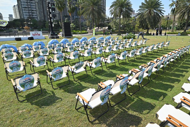 Đại sứ Ch&uacute;t Y&ecirc;n B&ugrave;i C&ocirc;ng Nam c&ugrave;ng c&aacute;c giọng ca Gen Z cực hot mang &ldquo;Ch&uacute;t Y&ecirc;n&rdquo; đến Thế hệ Trăm Phần Trăm Trẻ - Ảnh 9.